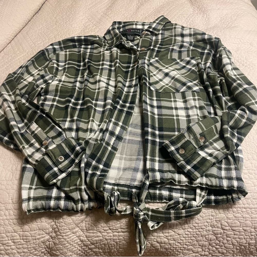 Flannel - Picture 2 of 4